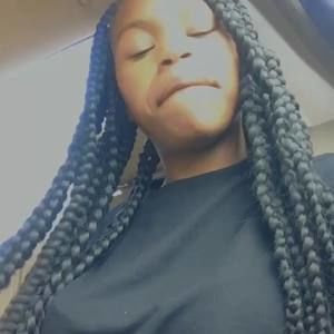Meet your Posher, Neisha